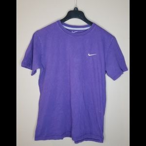 Men's purple nike regular fit short sleeve t-shirt